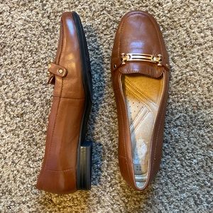 Naturalizer Women's Loafer Size 7